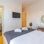 Patras - Pool Mit Hydromassage - Istriensonne 0673 别墅 *