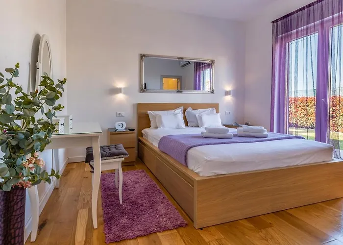 Patras - Pool Mit Hydromassage - Istriensonne 0673 Villa *