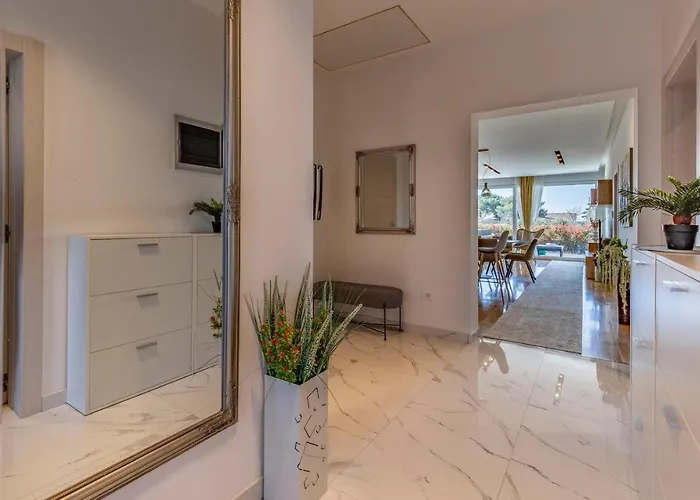 Patras - Pool Mit Hydromassage - Istriensonne 0673 * Pula