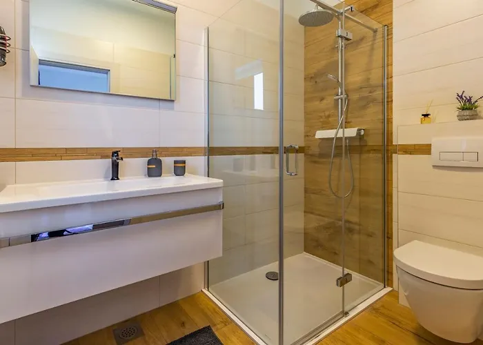 Villa Patras - Pool Mit Hydromassage - Istriensonne 0673 *